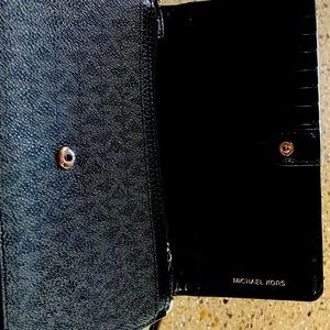 Michael Kors, small clutch wristlet